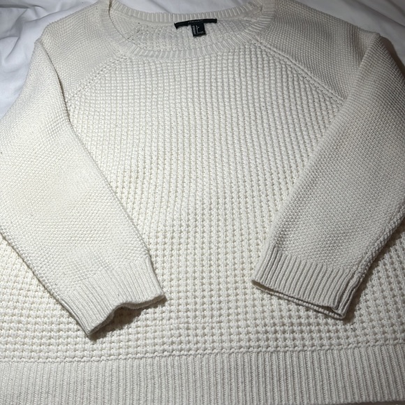 Forever 21 knit sweater - Picture 2 of 4